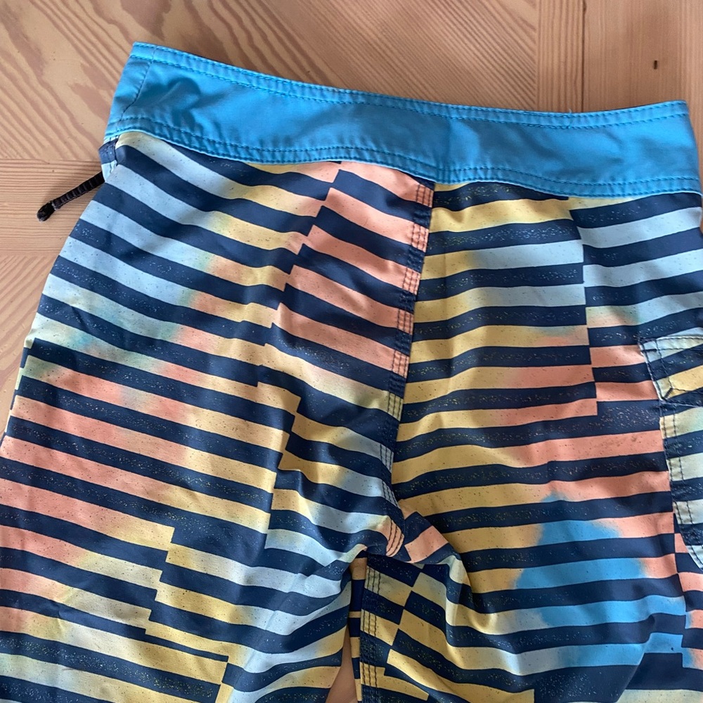 Volcom Boys Size 25